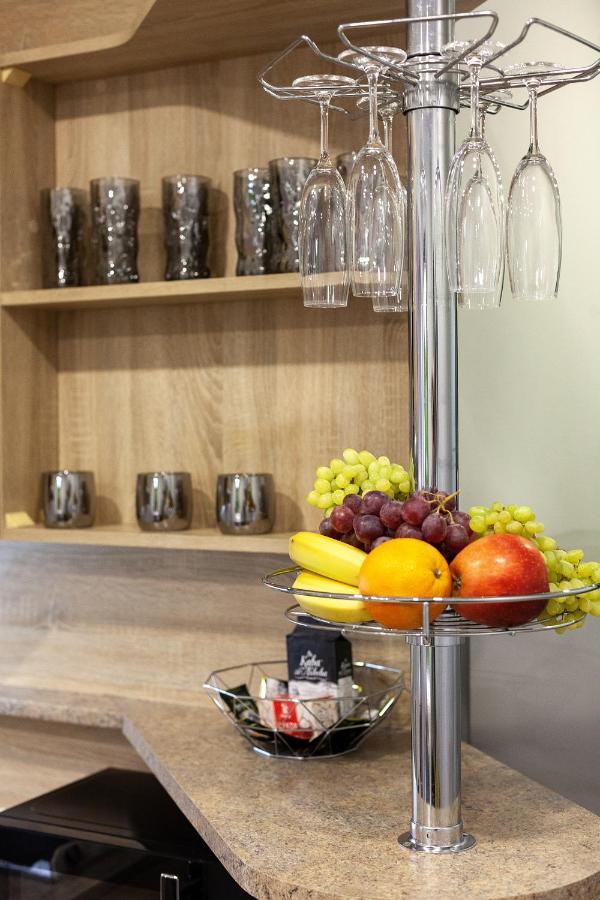 Alfa Apartments Kniazia Leva 2 Lviv Luaran gambar