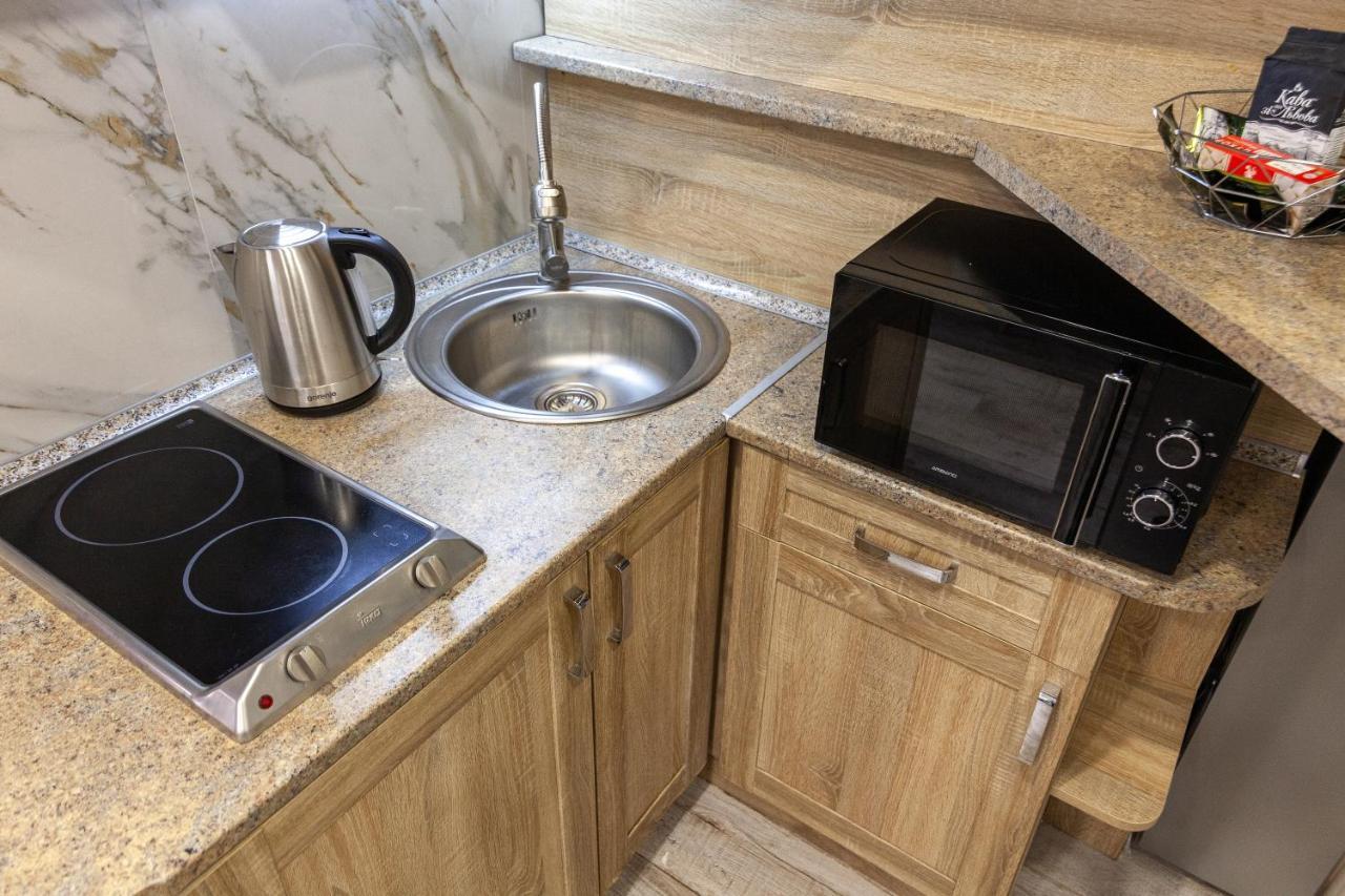 Alfa Apartments Kniazia Leva 2 Lviv Luaran gambar